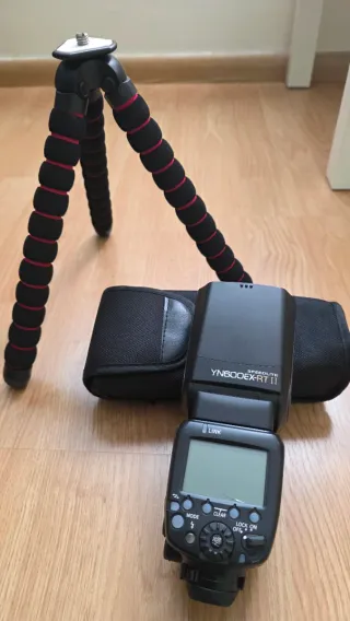 Flash Yongnuo YN600EX-RT II + Trípode