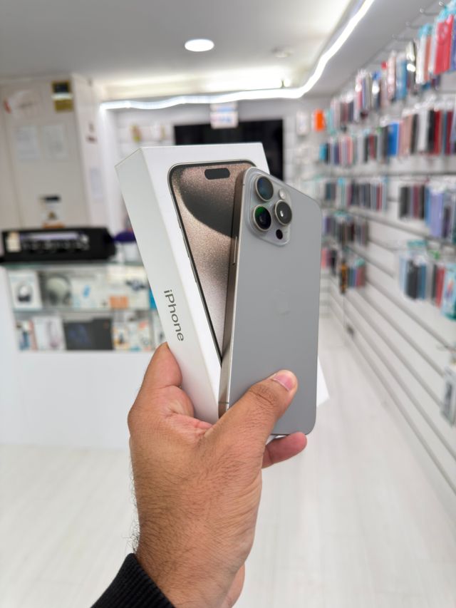 iPhone 15 Pro Max 256GB Titanio Natural