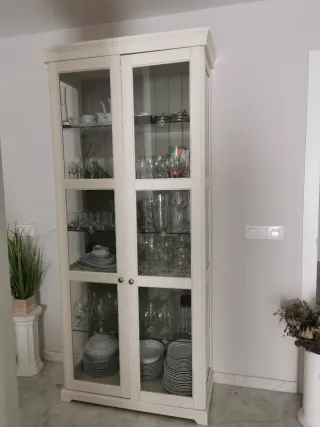 Vitrina blanca salón 92x40x214