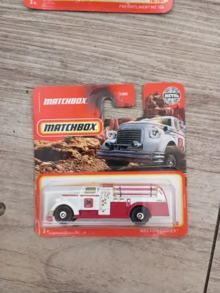 Lote Matchbox: Bomberos, Ambulancia, barca