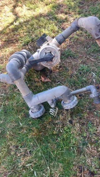 Válvulas de piscina de plástico y motor de piscina