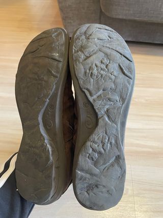 Botas de ante marrones