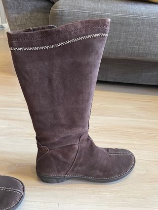 Botas de ante marrones