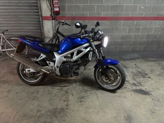 Despiece Suzuki SV650(1999 a 2005) se vende entera