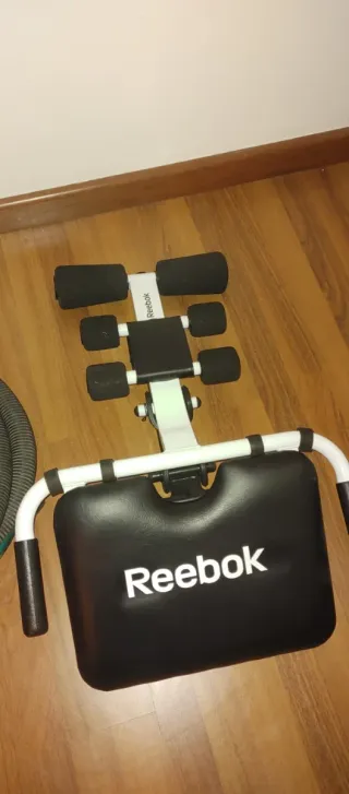 Mini cyclette Reebok + panca addominali