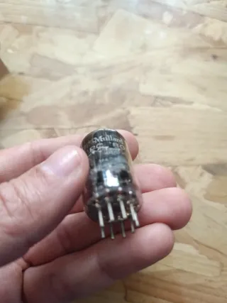 Válvula Radio Mullard RC-BOA Antigua
