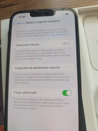 iPhone 13 en su caja Impecable