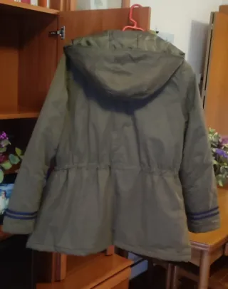 Parka 3 en 1 verde muy versátil