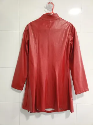 Abrigo/Cazadora Rojo Talla M