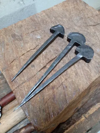 3 Clavos Antiguos Forja Grandes