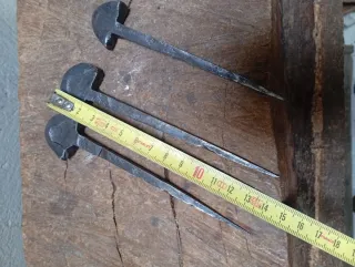 3 Clavos Antiguos Forja Grandes