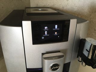 Cafetera Jura E8 Plata