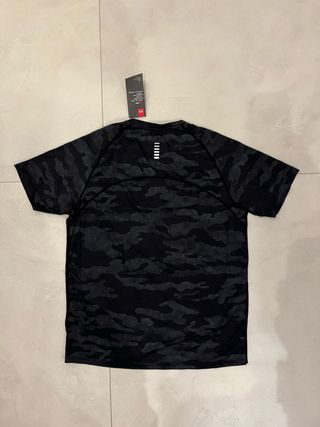 Camiseta Under Armour Talla M Camuflaje