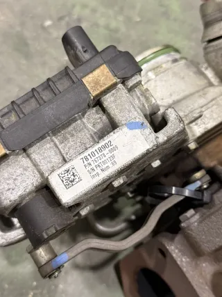 Turbo para BMW 118d E82 2.0D N47D20C 7810190 7673789