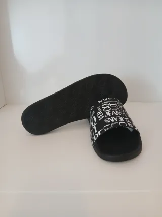 Chanclas Versace Jeans Couture Negras sin estrenar