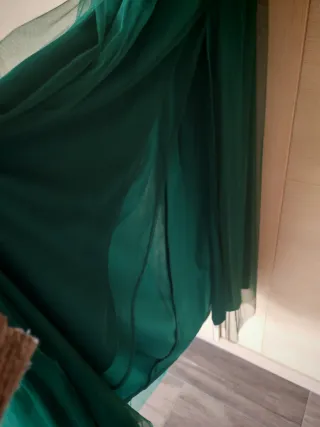 Vestido largo lentejuelas y tul verde