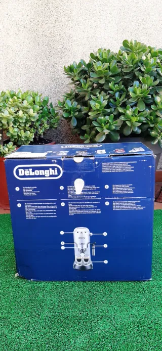 Cafetera DeLonghi Dedica Style