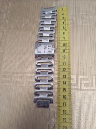 Reloj Lotus Mujer Plata y Blanco