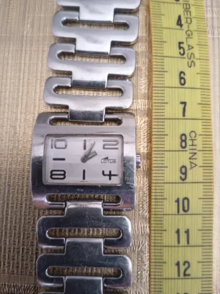 Reloj Lotus Mujer Plata y Blanco