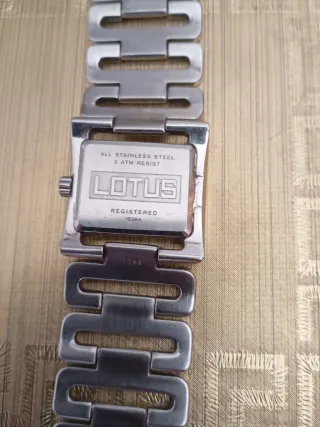Reloj Lotus Mujer Plata y Blanco