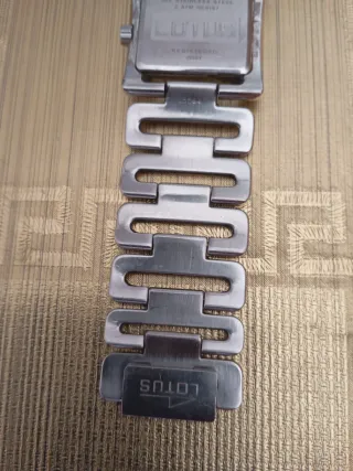 Reloj Lotus Mujer Plata y Blanco