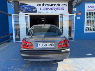 Mitsubishi Carisma 2004