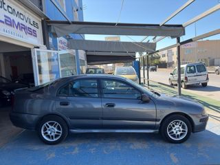 Mitsubishi Carisma 2004