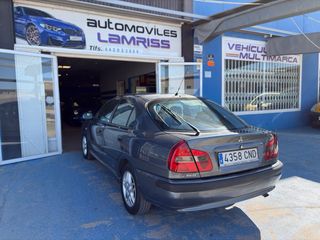 Mitsubishi Carisma 2004