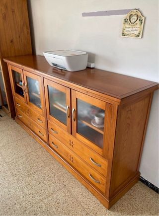 Aparador con vitrina para salón/comedor