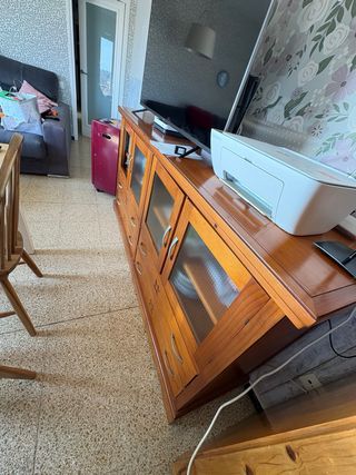 Aparador con vitrina para salón/comedor