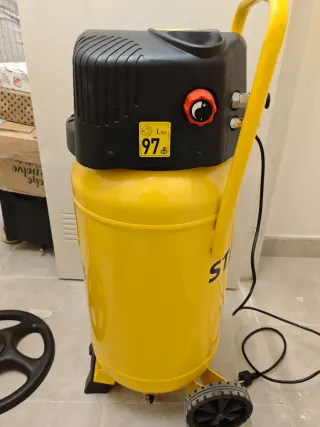 Compresor de aire Stanley sin usar