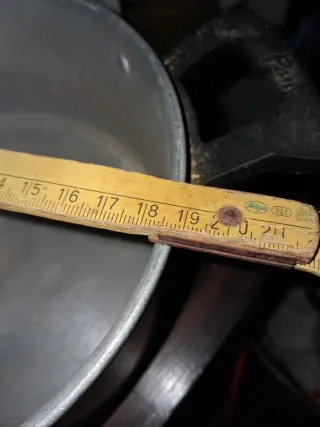 3 Pentole in alluminio 5 euro cad