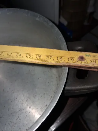 3 Pentole in alluminio 5 euro cad