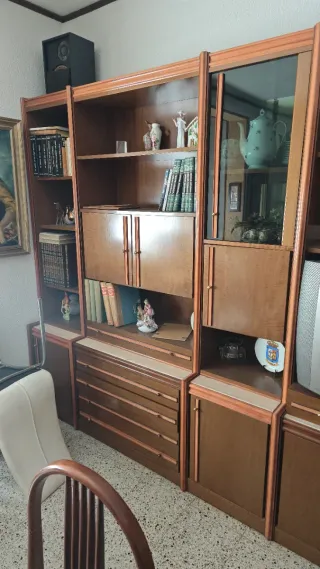 URGENTE - Mueble de comedor madera