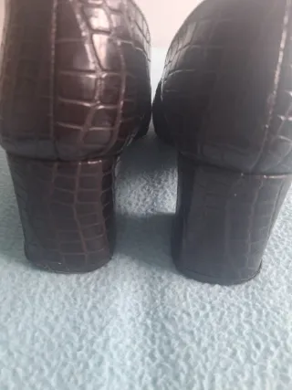 Zapatos de señora Leyla marrones