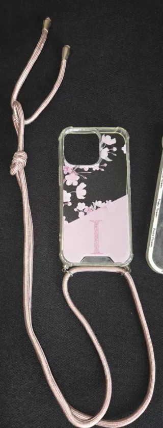 Fundas iPhone 13 Pro con cordón