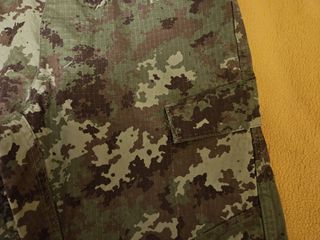 Pantaloni mimetici vegetati XS