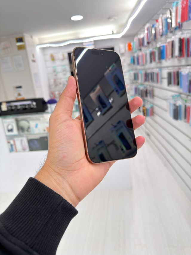 iPhone 16 Pro Max 256GB Titanio Desierto