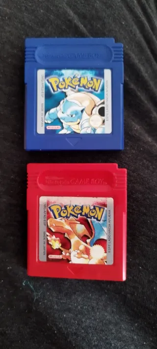 Game Boy Pocket + Pokémon Rojo y Azul