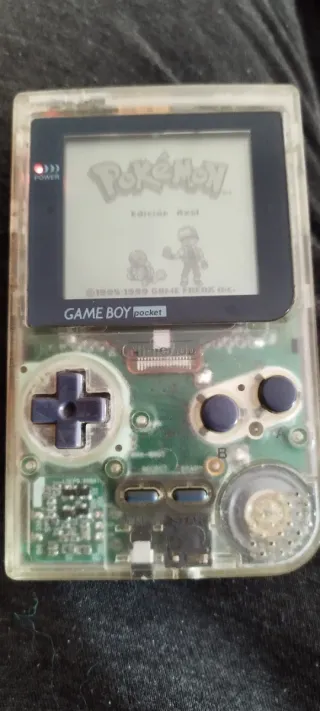 Game Boy Pocket + Pokémon Rojo y Azul