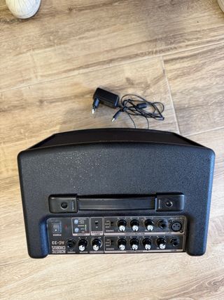 Amplificador Roland AC-33 Acoustic Chorus