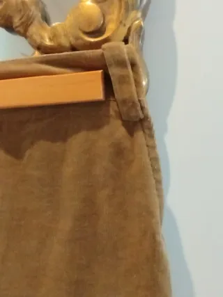 Falda de pana marrón