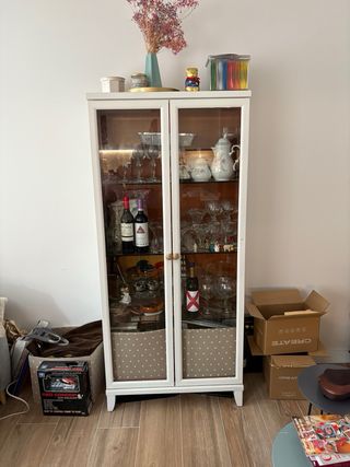 Armario vitrina cristal y madera