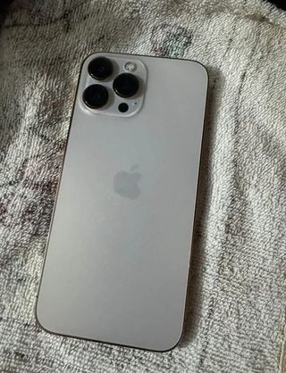 iPhone 13 Pro Max Dorado 256GB