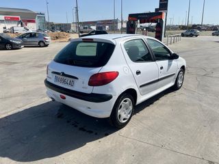 Peugeot 206 1999