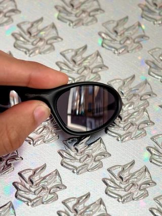 Oakley Minute Sunglasses Vintage Black Y2K...