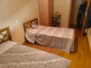 Alquilo habitación solo chicas