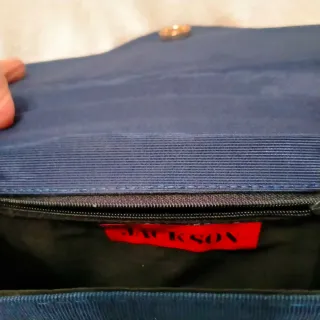 Borsetta blu con manico perle