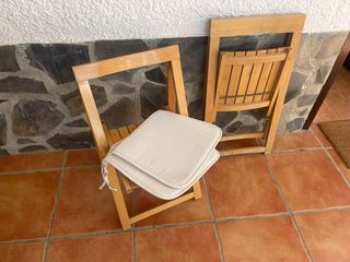 Sillas de madera plegables