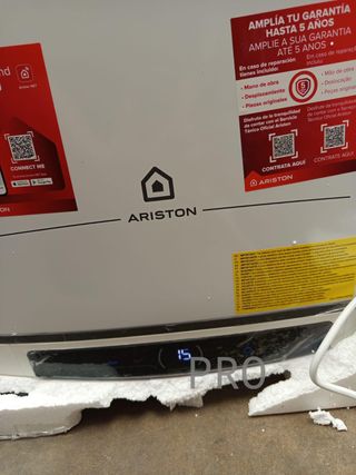 Termo Eléctrico 100L - Velis Pro Wifi - Ariston.